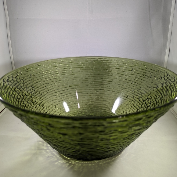 Vintage Anchor Hocking Soreno glass bowl 11" - Picture 2 of 6